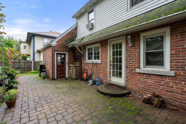 43 Winsor St, Ludlow, MA 01056