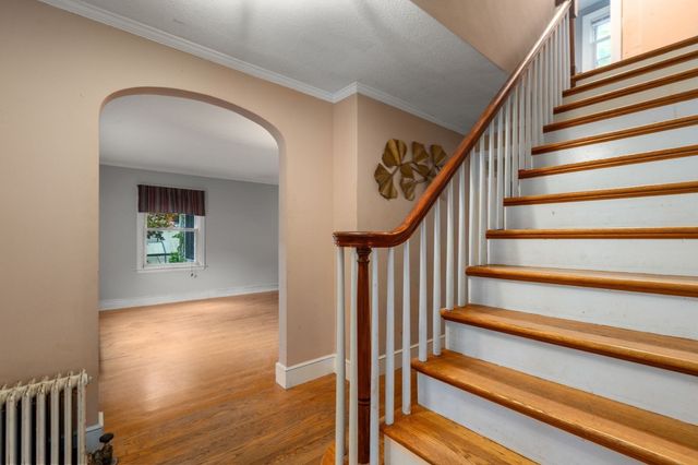 43 Winsor St, Ludlow, MA 01056