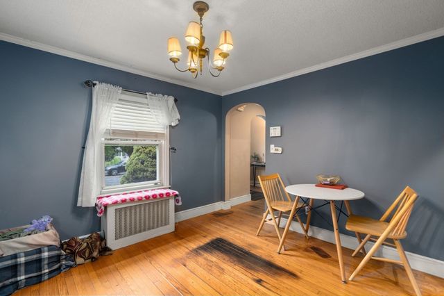 43 Winsor St, Ludlow, MA 01056