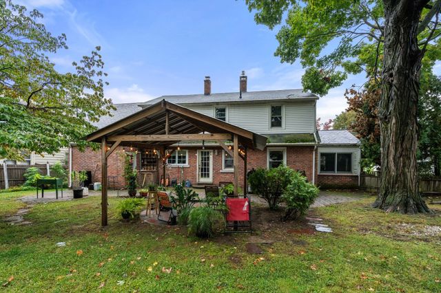 43 Winsor St, Ludlow, MA 01056