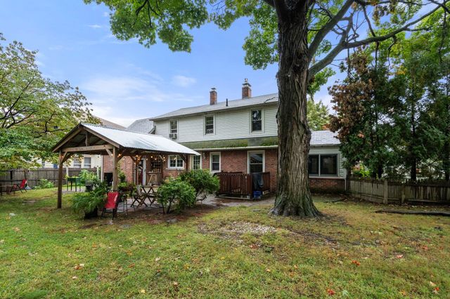 43 Winsor St, Ludlow, MA 01056