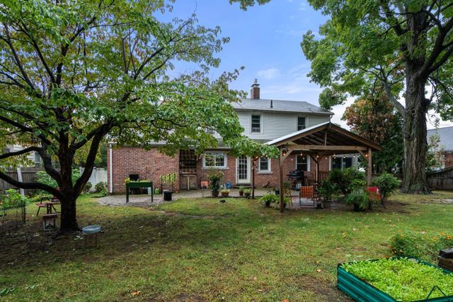 43 Winsor St, Ludlow, MA 01056