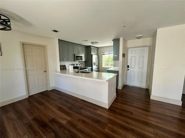 9062 SW 147th Ct, Miami, FL 33196