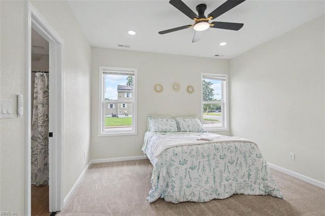 215 Blair AVE, Newport News, VA 23607