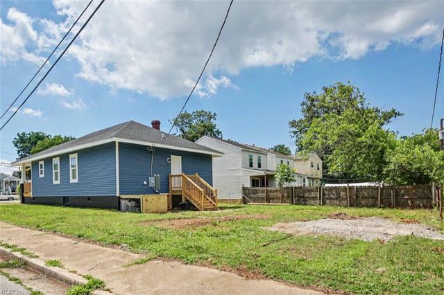 215 Blair AVE, Newport News, VA 23607