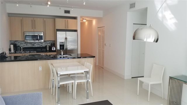 1111 SW 1st Ave 3516-N, Miami, FL 33130