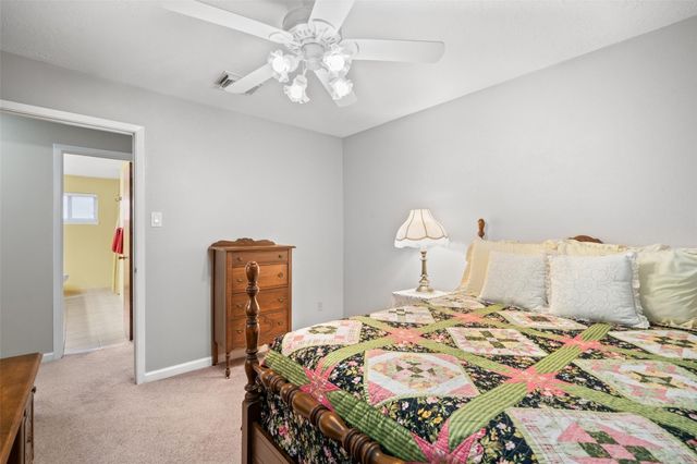 1118 S Amy Drive, Deer Park, TX 77536