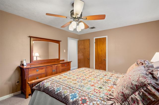 1118 S Amy Drive, Deer Park, TX 77536