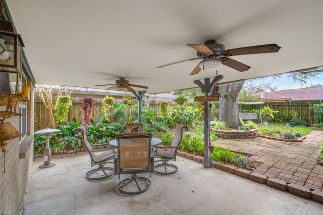 1118 S Amy Drive, Deer Park, TX 77536