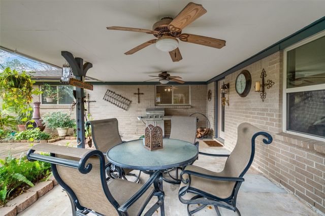 1118 S Amy Drive, Deer Park, TX 77536