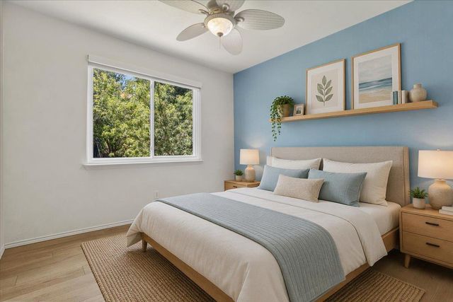 706 Hilltop DR, Leander, TX 78641