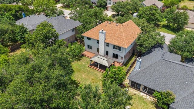 706 Hilltop DR, Leander, TX 78641