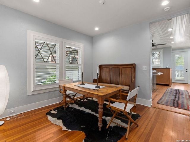 729 E Woodlawn Avenue, San Antonio, TX 78212