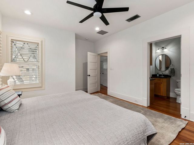 729 E Woodlawn Avenue, San Antonio, TX 78212