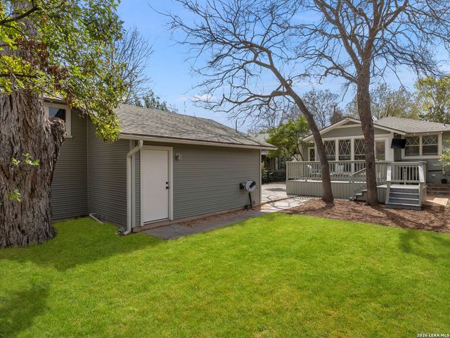 729 E Woodlawn Avenue, San Antonio, TX 78212