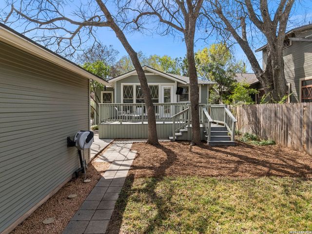 729 E Woodlawn Avenue, San Antonio, TX 78212