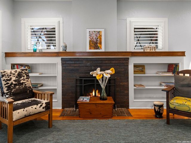 729 E Woodlawn Avenue, San Antonio, TX 78212