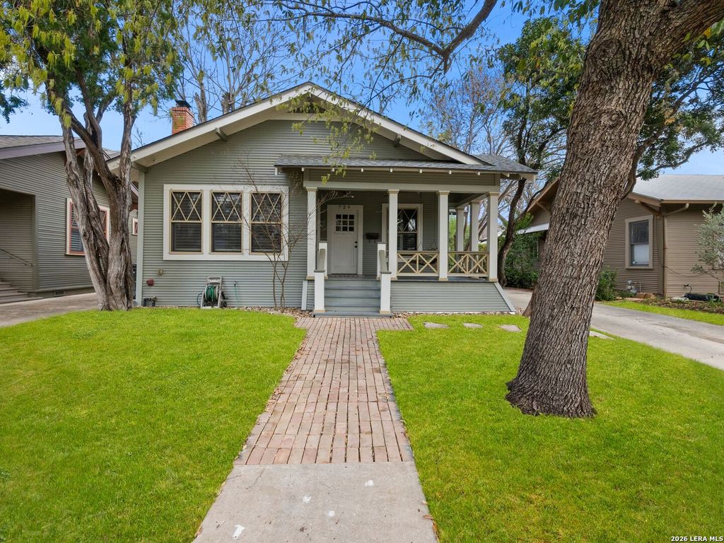 729 E Woodlawn Avenue, San Antonio, TX 78212