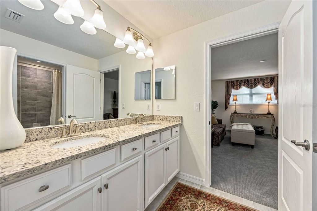 Image 43 of property listing at 17635 POLO TRAIL, Bradenton, FL 34211