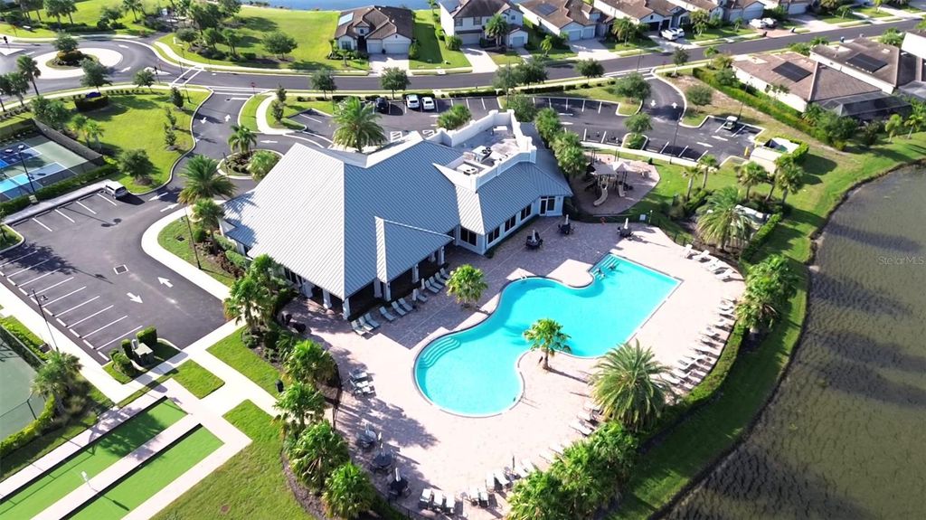 Image 71 of property listing at 17635 POLO TRAIL, Bradenton, FL 34211