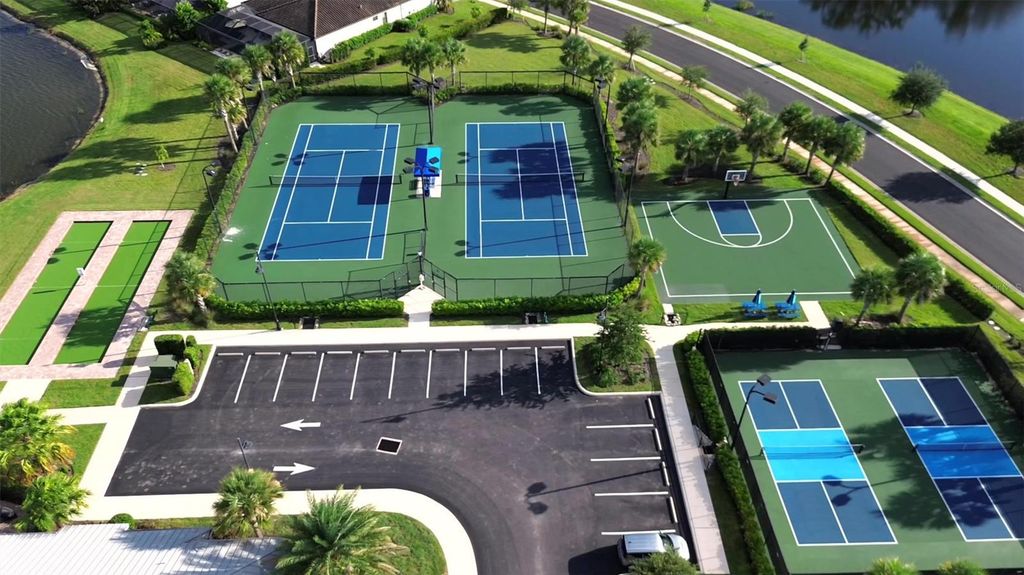 Image 73 of property listing at 17635 POLO TRAIL, Bradenton, FL 34211