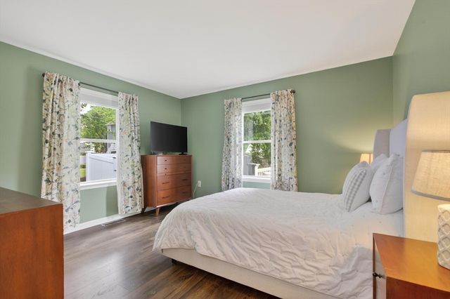 11 Rahway Rd, Burlington, MA 01803