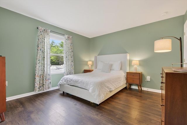 11 Rahway Rd, Burlington, MA 01803