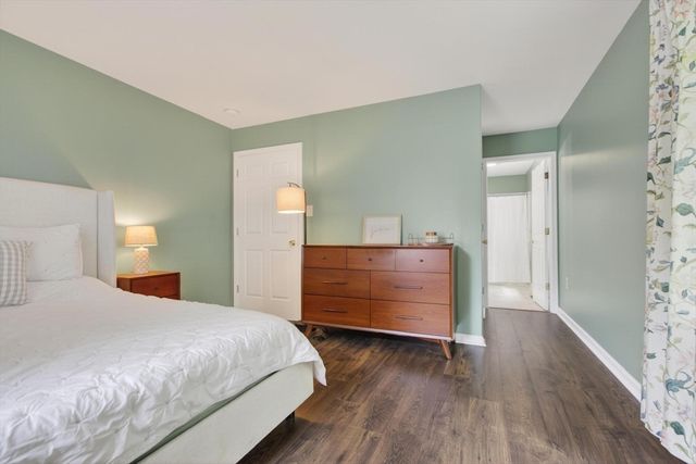 11 Rahway Rd, Burlington, MA 01803