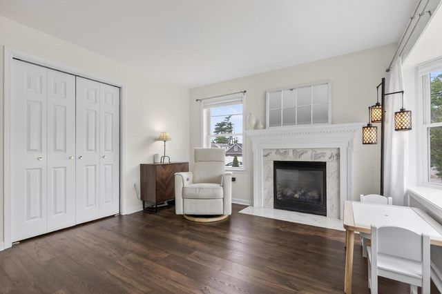 11 Rahway Rd, Burlington, MA 01803