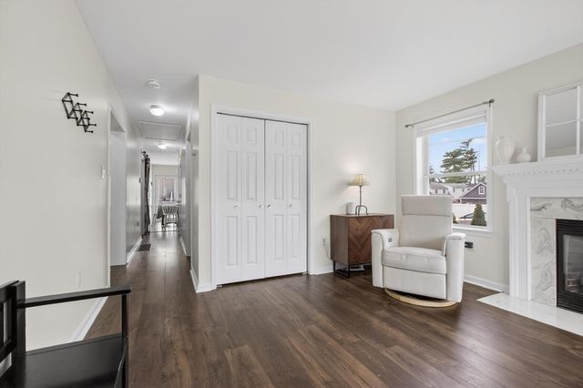 11 Rahway Rd, Burlington, MA 01803