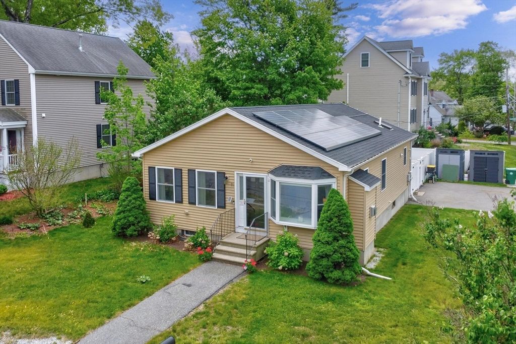 11 Rahway Rd, Burlington, MA 01803