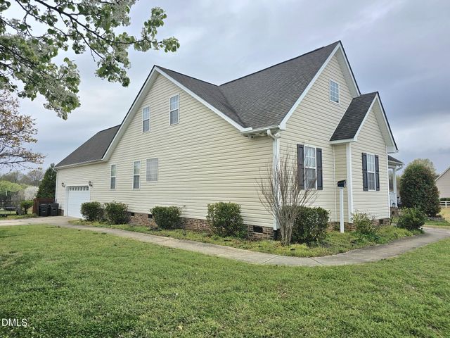 40 Wild Winds Drive, Coats, NC 27521