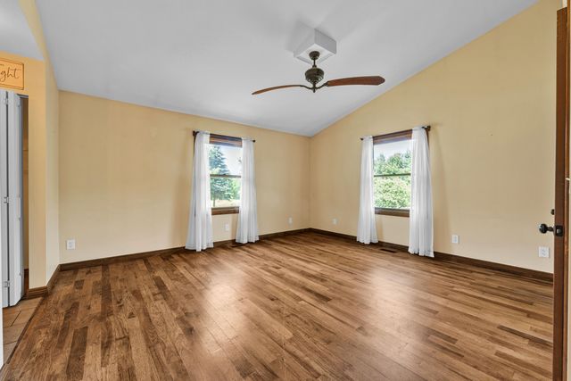 361 4th Street, Plainwell, MI 49080