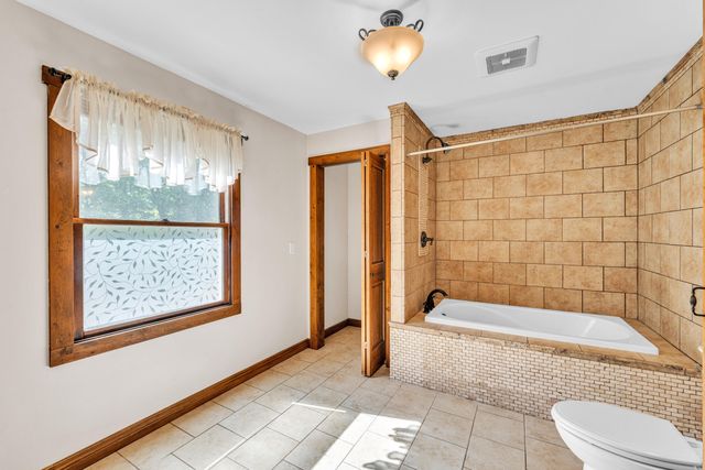 361 4th Street, Plainwell, MI 49080