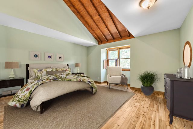361 4th Street, Plainwell, MI 49080