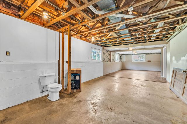 361 4th Street, Plainwell, MI 49080