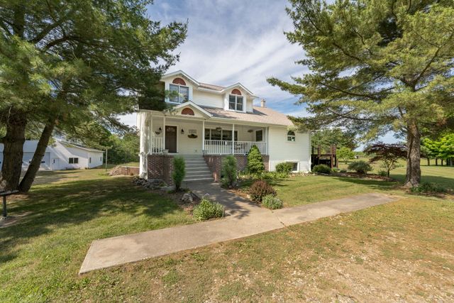 361 4th Street, Plainwell, MI 49080