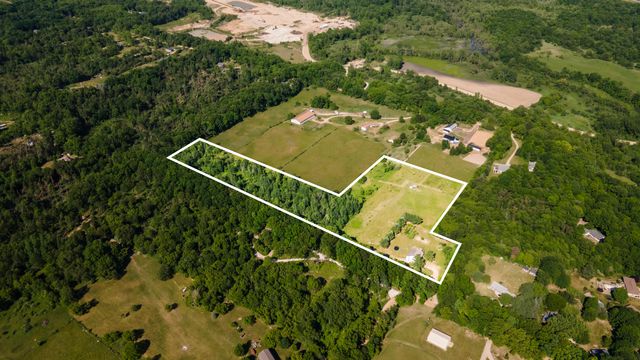361 4th Street, Plainwell, MI 49080