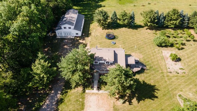 361 4th Street, Plainwell, MI 49080
