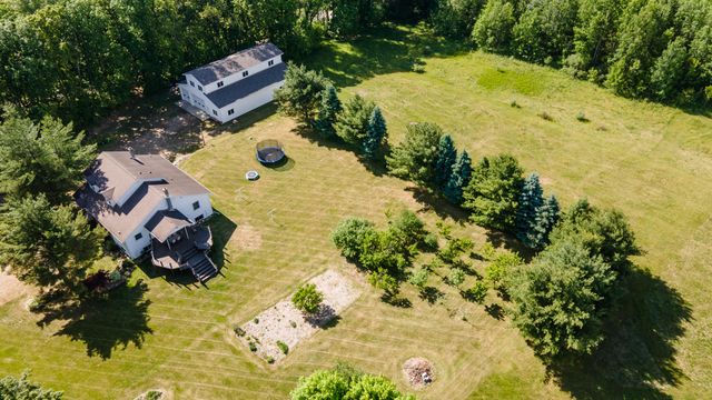 361 4th Street, Plainwell, MI 49080