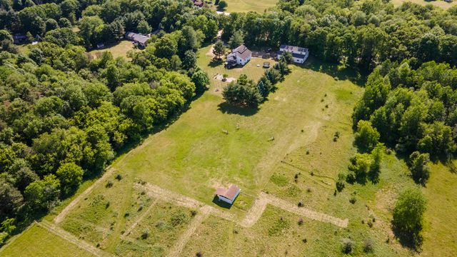 361 4th Street, Plainwell, MI 49080
