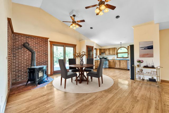 361 4th Street, Plainwell, MI 49080