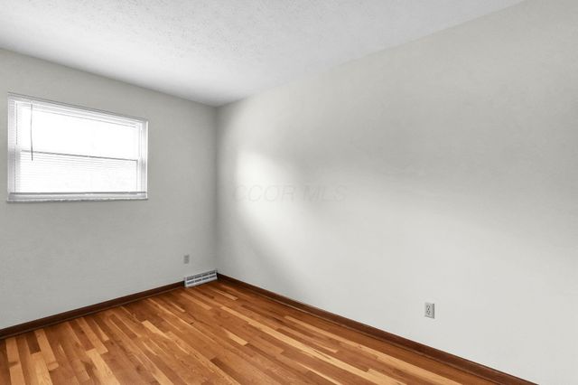 424 Lorraine Drive, Pickerington, OH 43147