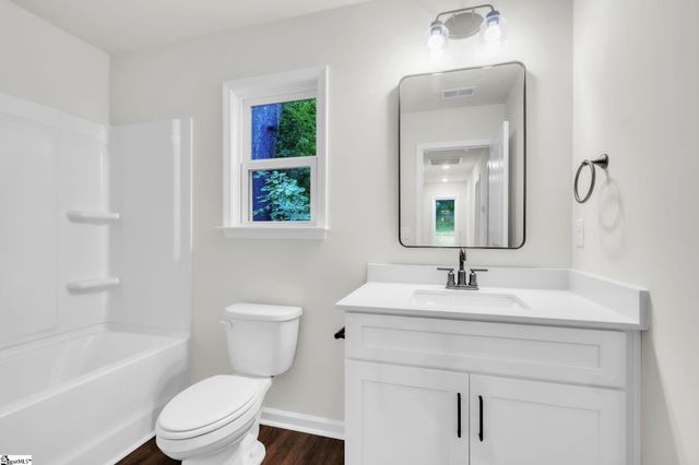 302 Satterfield Drive, Greenville, SC 29611