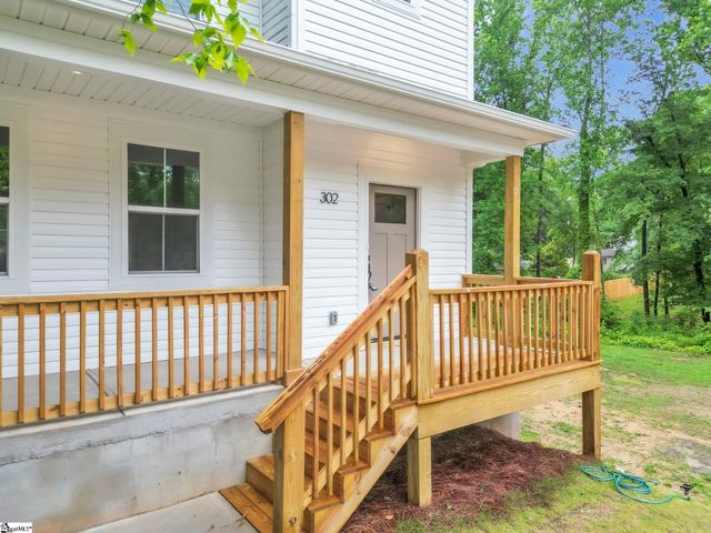 302 Satterfield Drive, Greenville, SC 29611
