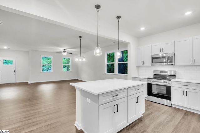302 Satterfield Drive, Greenville, SC 29611