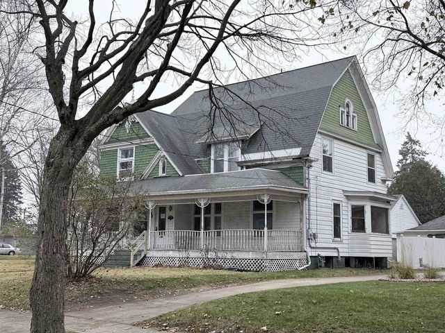 2402 JEFFERSON STREET, Two Rivers, WI 54241