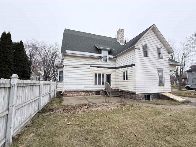 2402 JEFFERSON STREET, Two Rivers, WI 54241