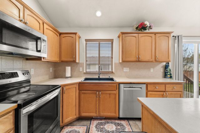 607 S Long Rd, Spokane Valley, WA 99016