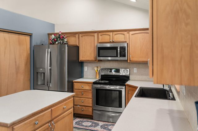 607 S Long Rd, Spokane Valley, WA 99016